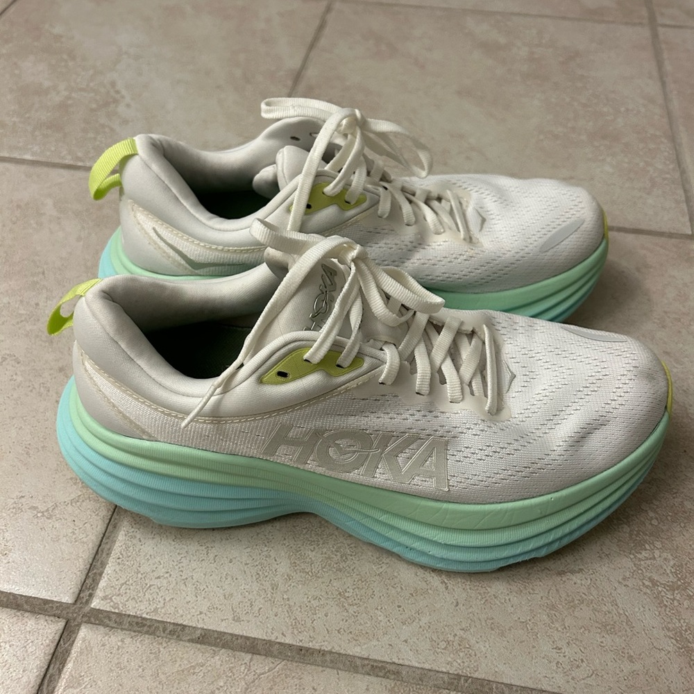 Hoka Bondi 8